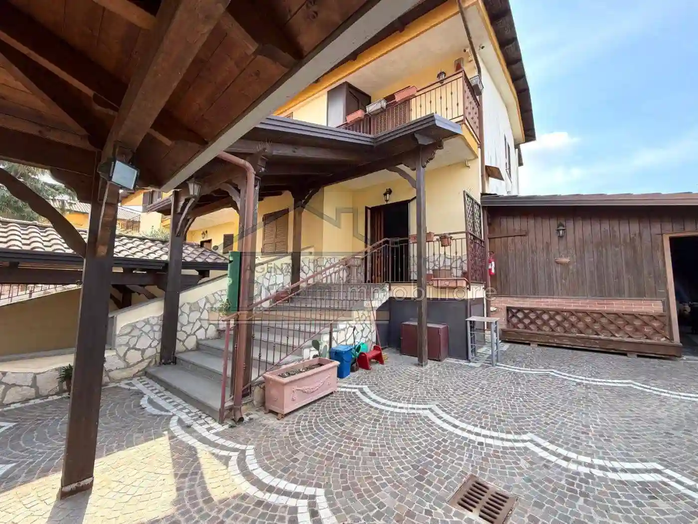 Villa - foto 2