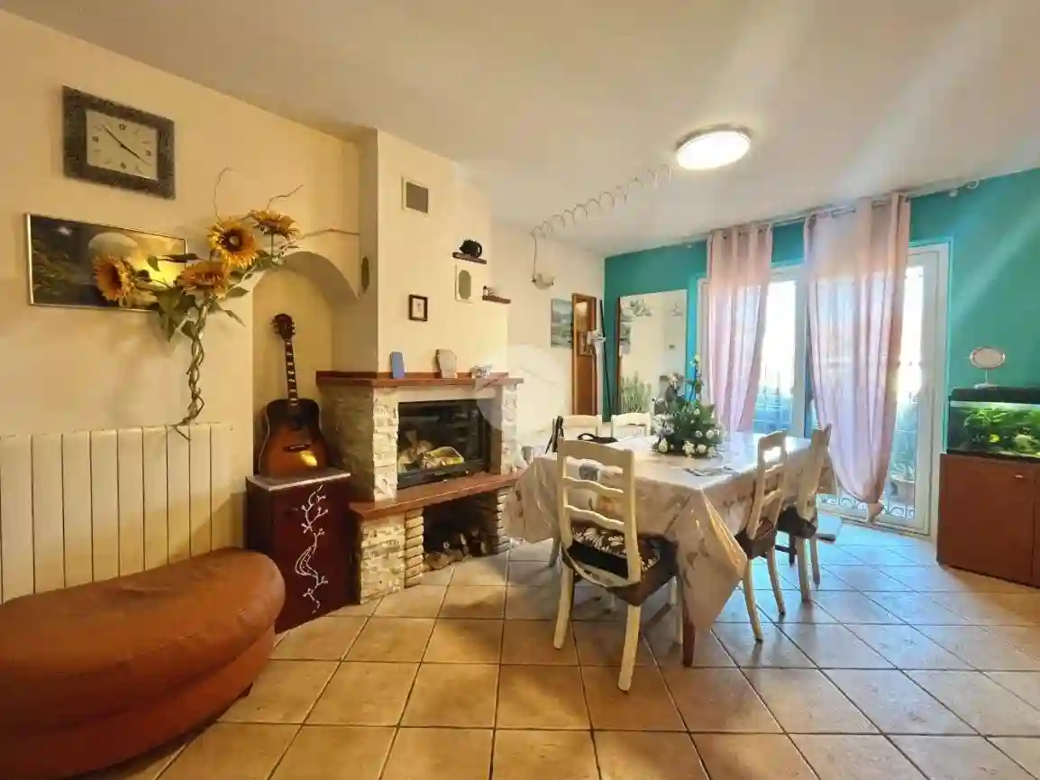Villetta a schiera - foto 2