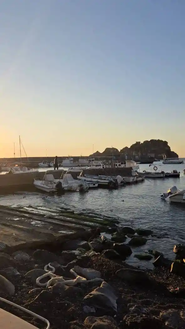 Appartamento in affitto a Aci Castello