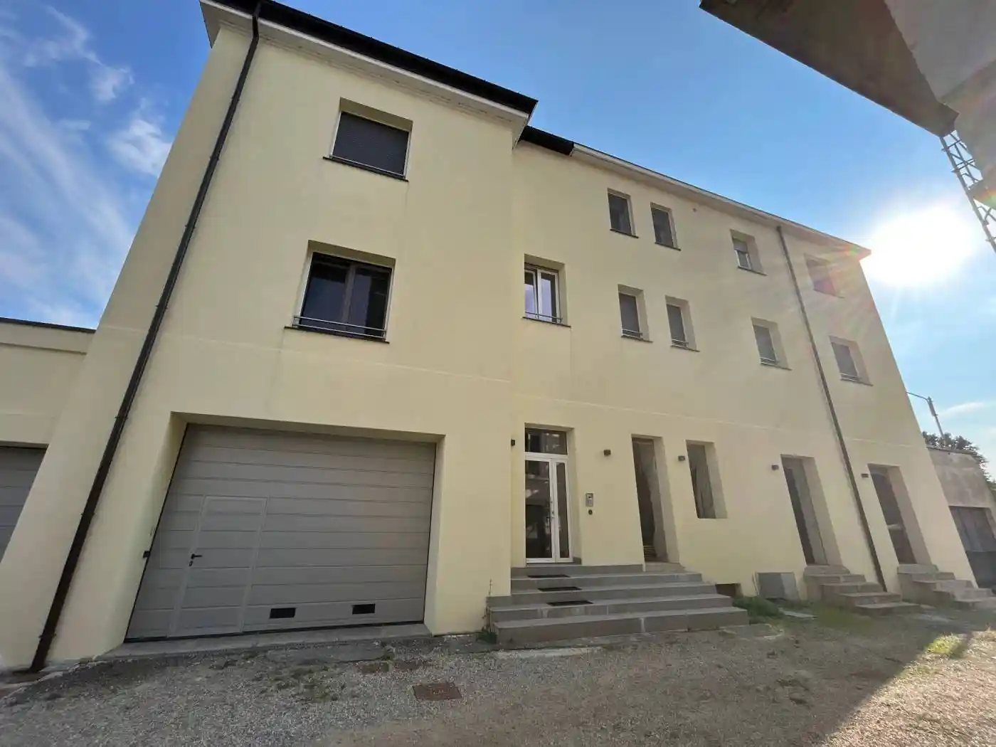 Appartamento in vendita a Luino