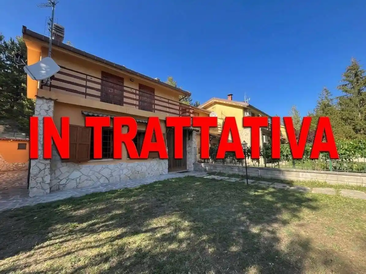 Villetta a schiera in vendita a Rocca di Mezzo