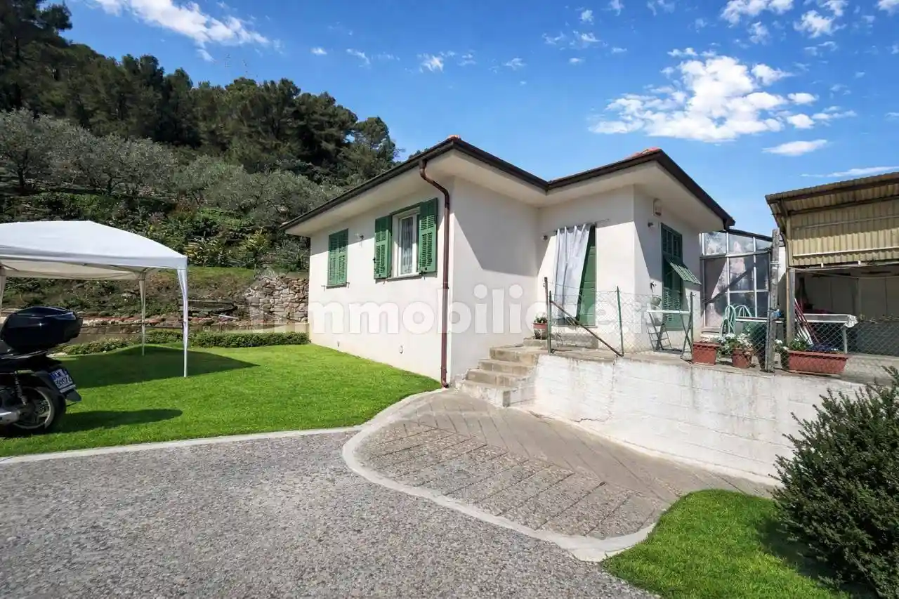 Villa in vendita a Camporosso