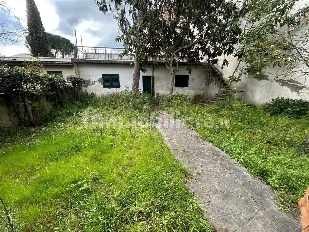 Casa indipendente in vendita a Empoli