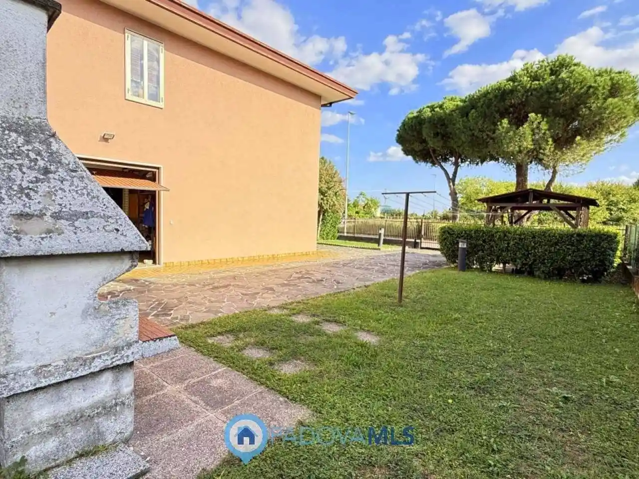 Casa indipendente in vendita a Padova