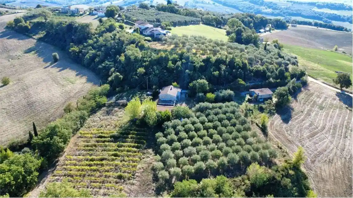 Casa indipendente in vendita a Todi