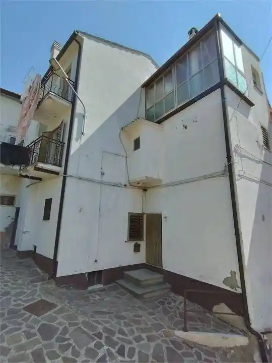 Villa in vendita a Tornareccio