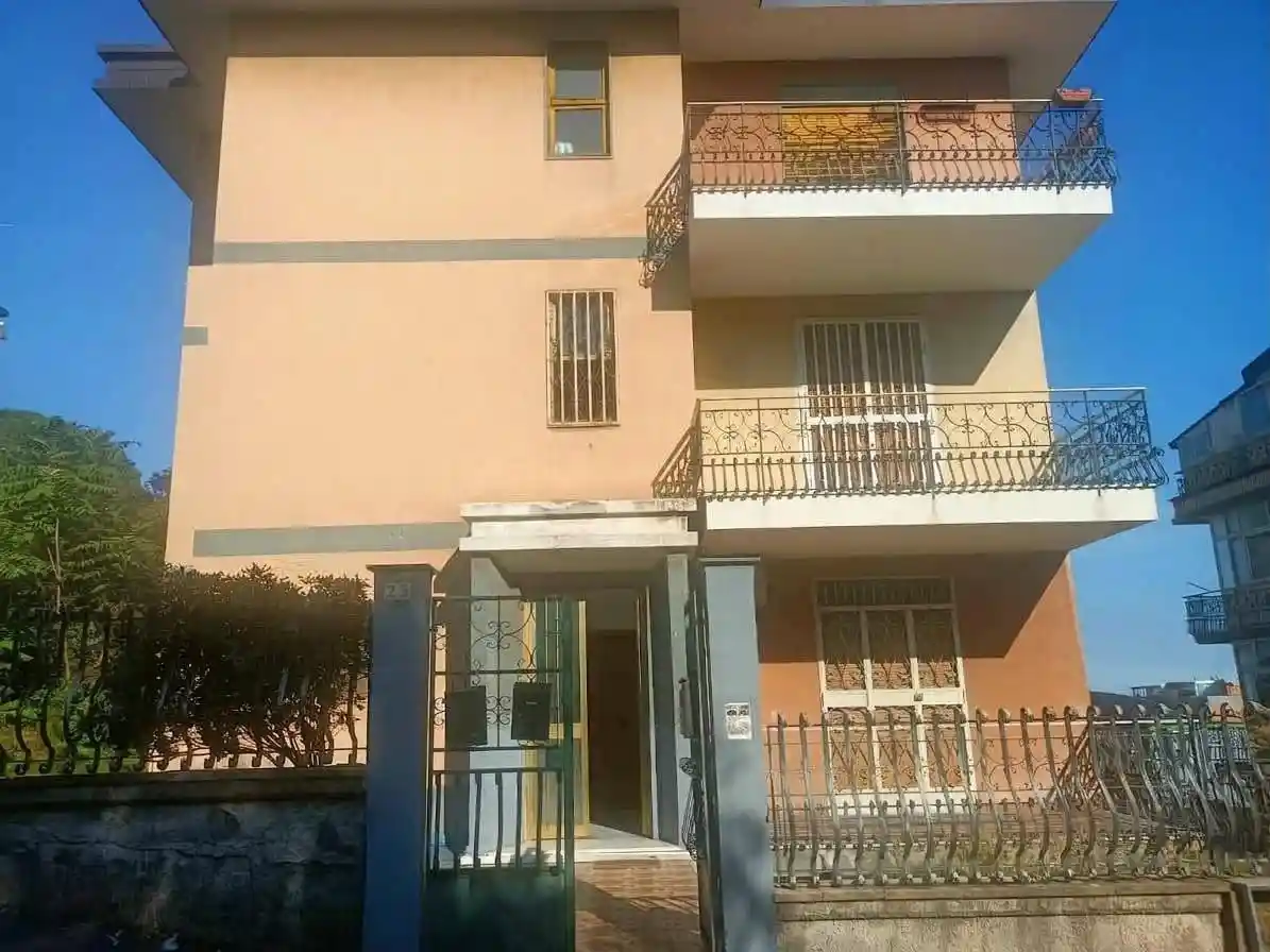Appartamento in vendita a Gravina di Catania