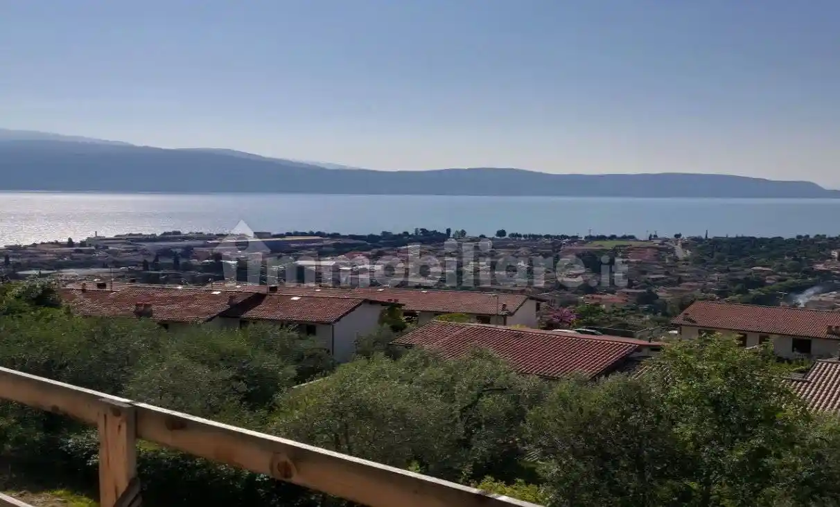 Appartamento in vendita a Toscolano-Maderno