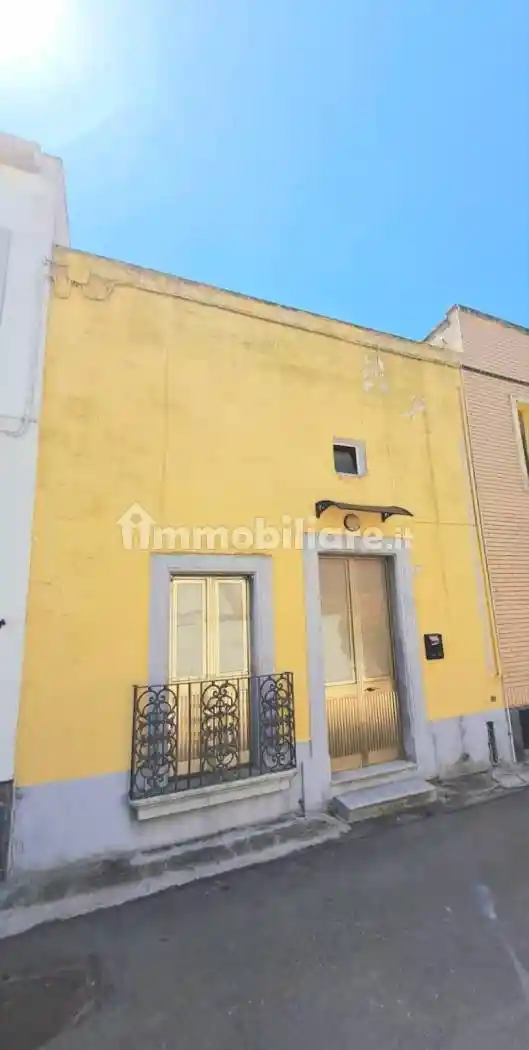 Appartamento in vendita a Collepasso