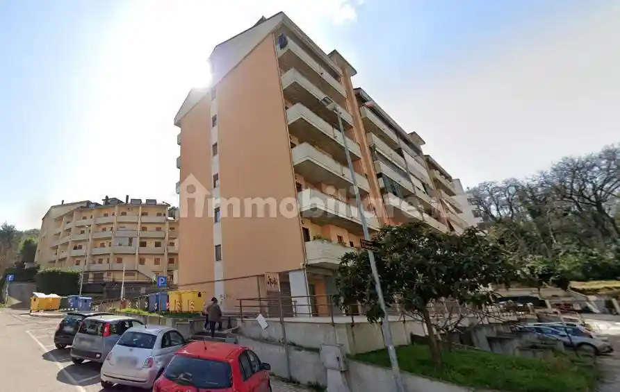 Appartamento in vendita a Folignano