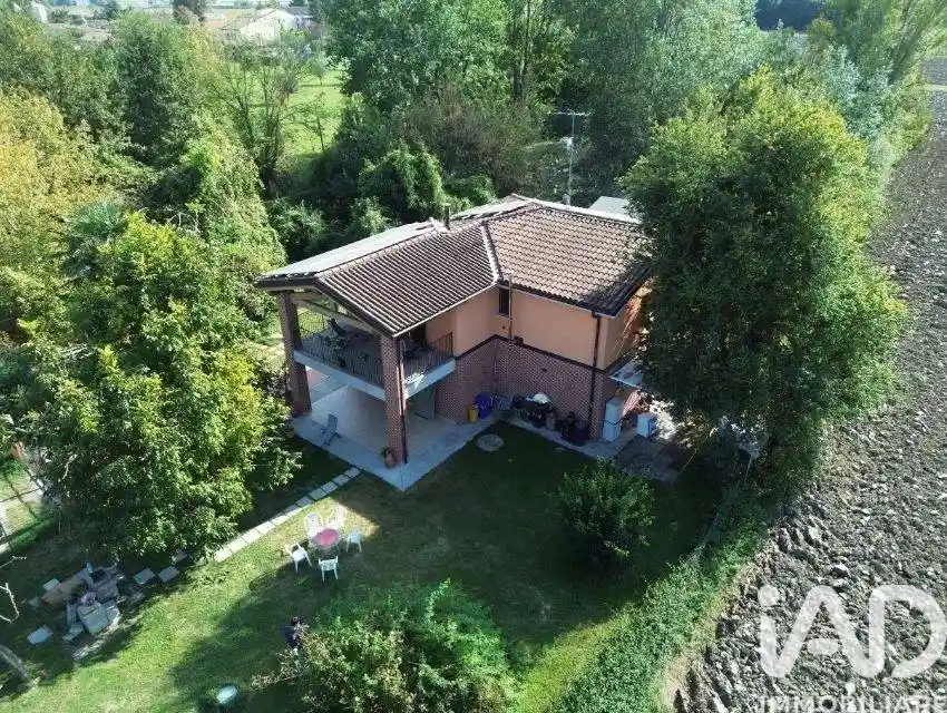 Villa in vendita a San Possidonio