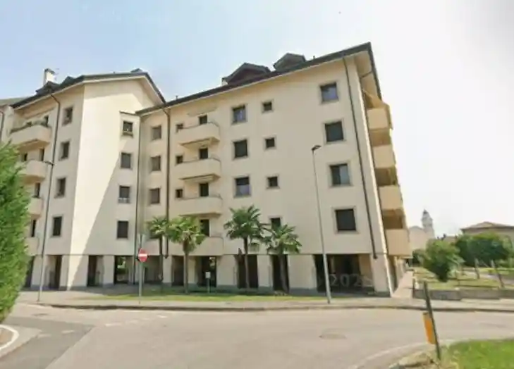 Appartamento in vendita a Locate di Triulzi