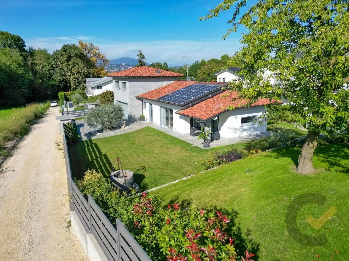 Villa in vendita a Azzate
