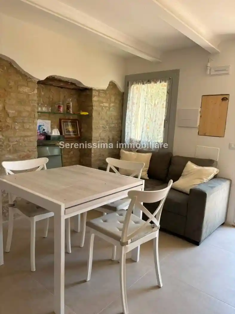 Casa indipendente in vendita a Vallefoglia
