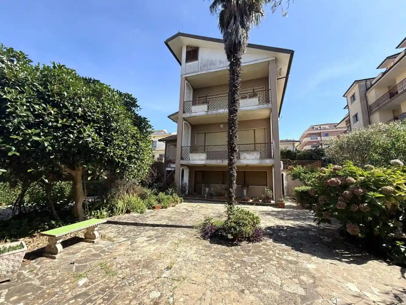 Villa - foto 2