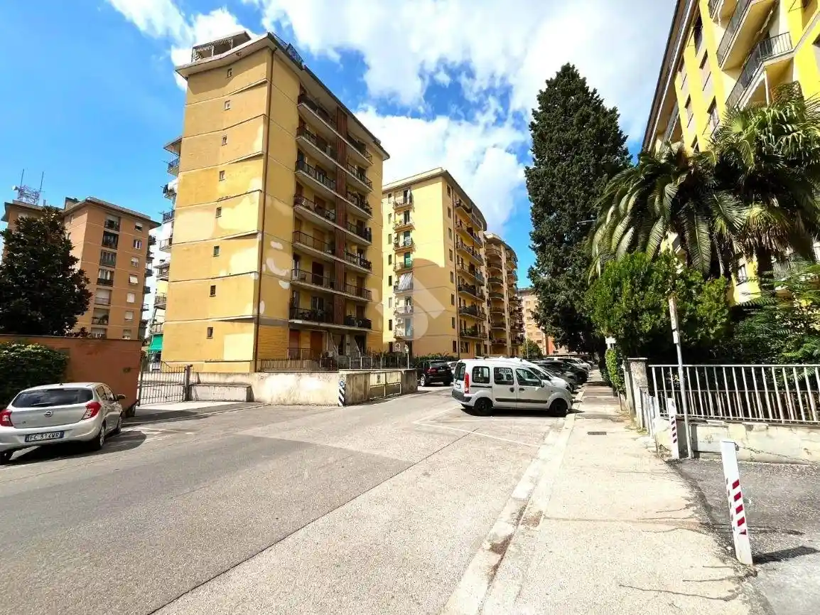 Appartamento in affitto a Firenze