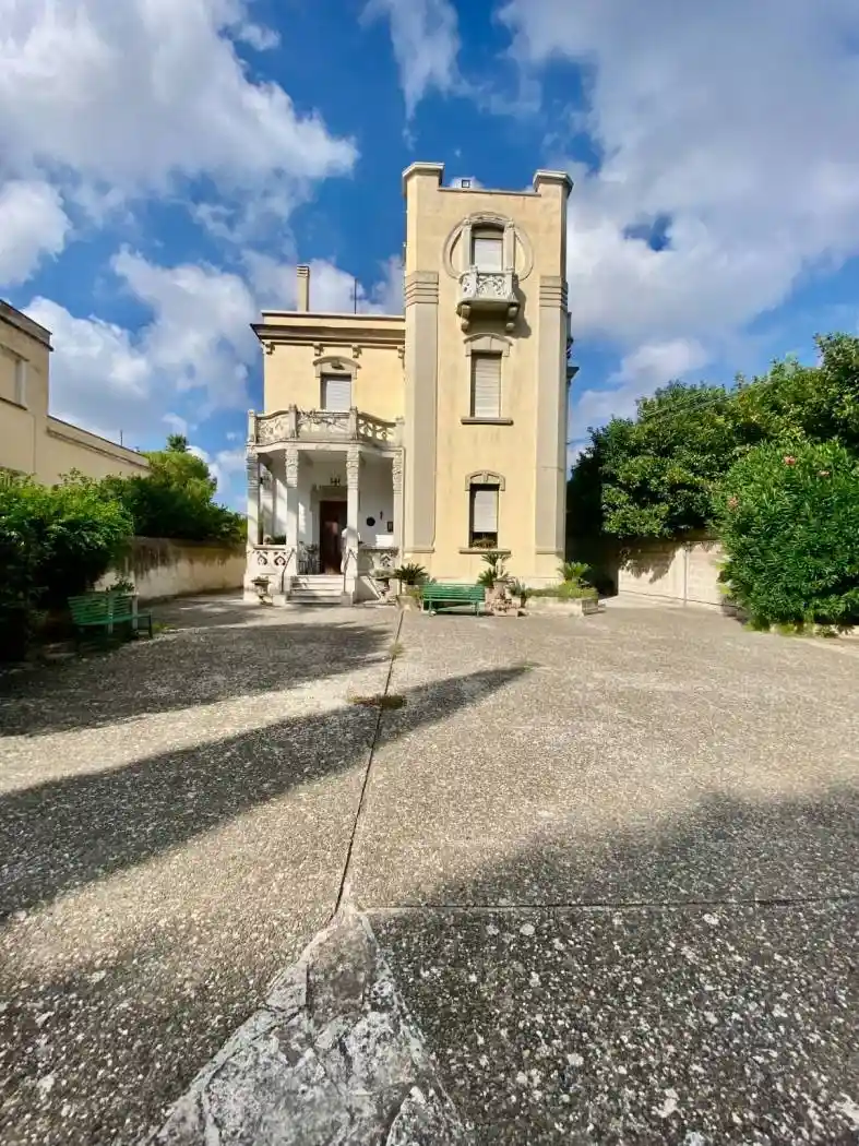 Casa indipendente in vendita a Bari