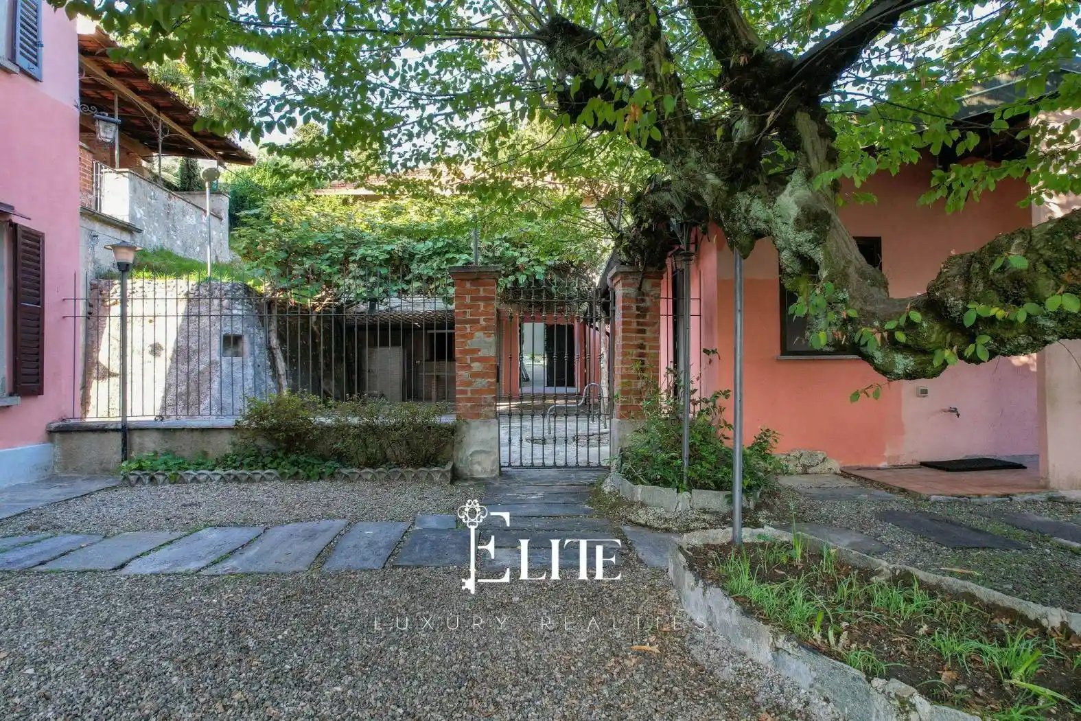 Appartamento in vendita a Besozzo