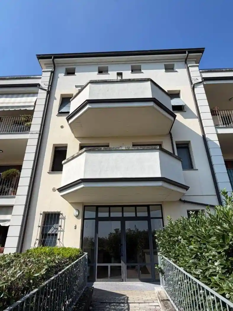 Appartamento in vendita a Parma