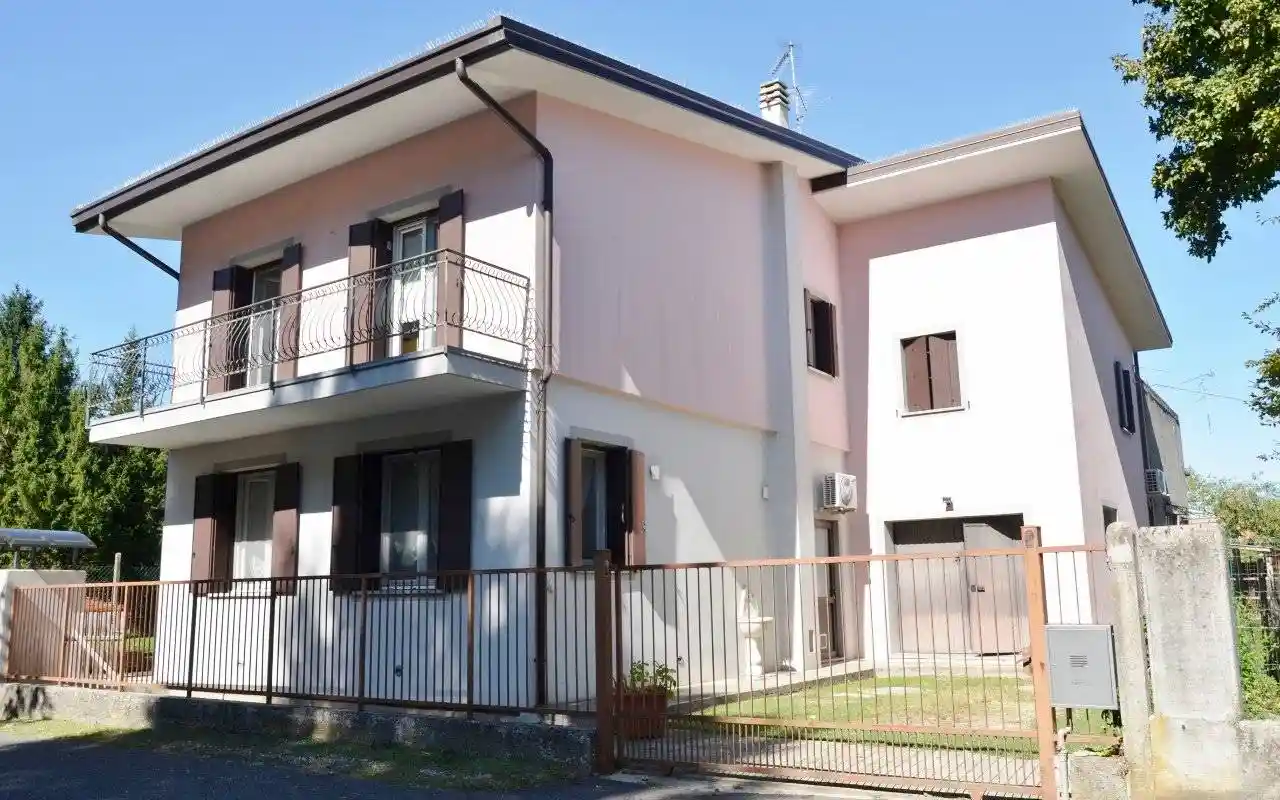 Villa in vendita a Turriaco