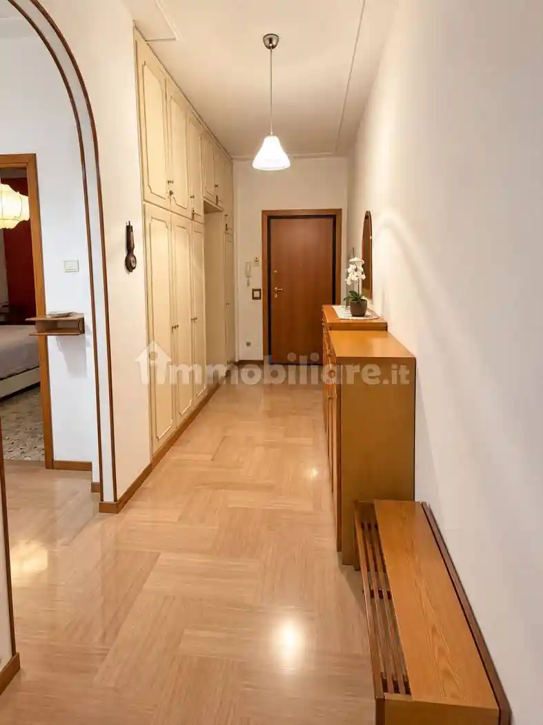 Appartamento in vendita a Parma