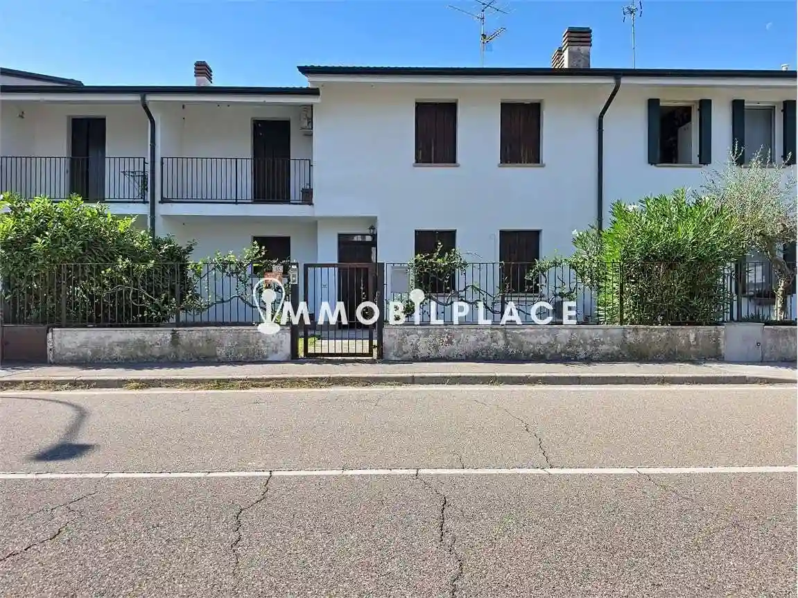 Villetta a schiera - foto 2