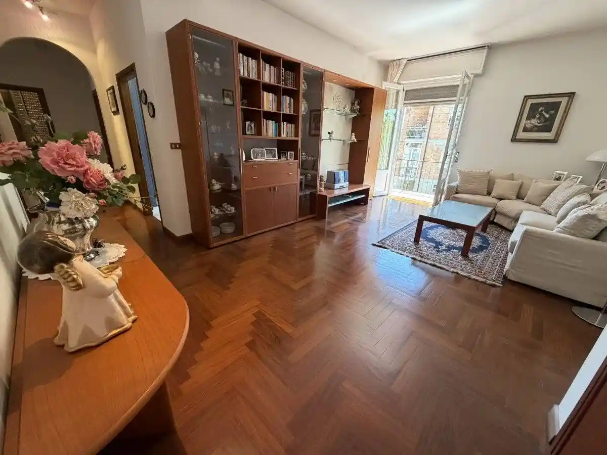 Appartamento in vendita a Reggio Emilia