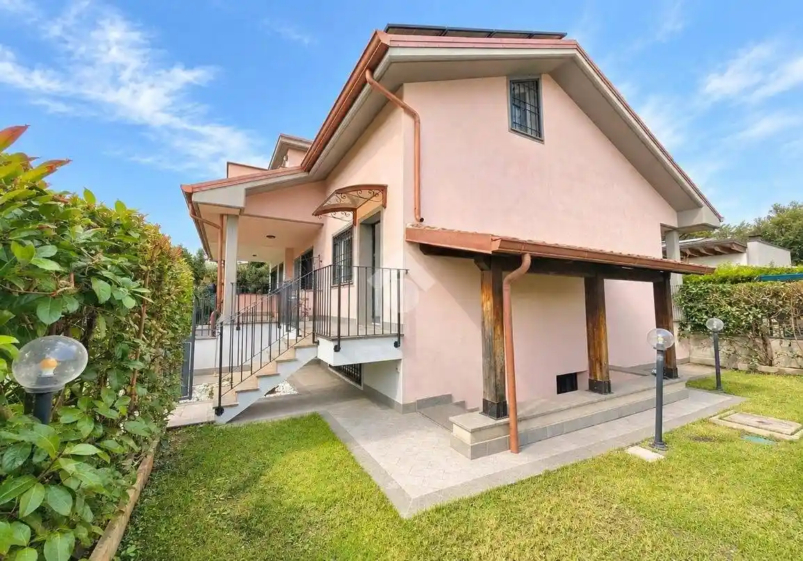 Villa in vendita a Ciampino