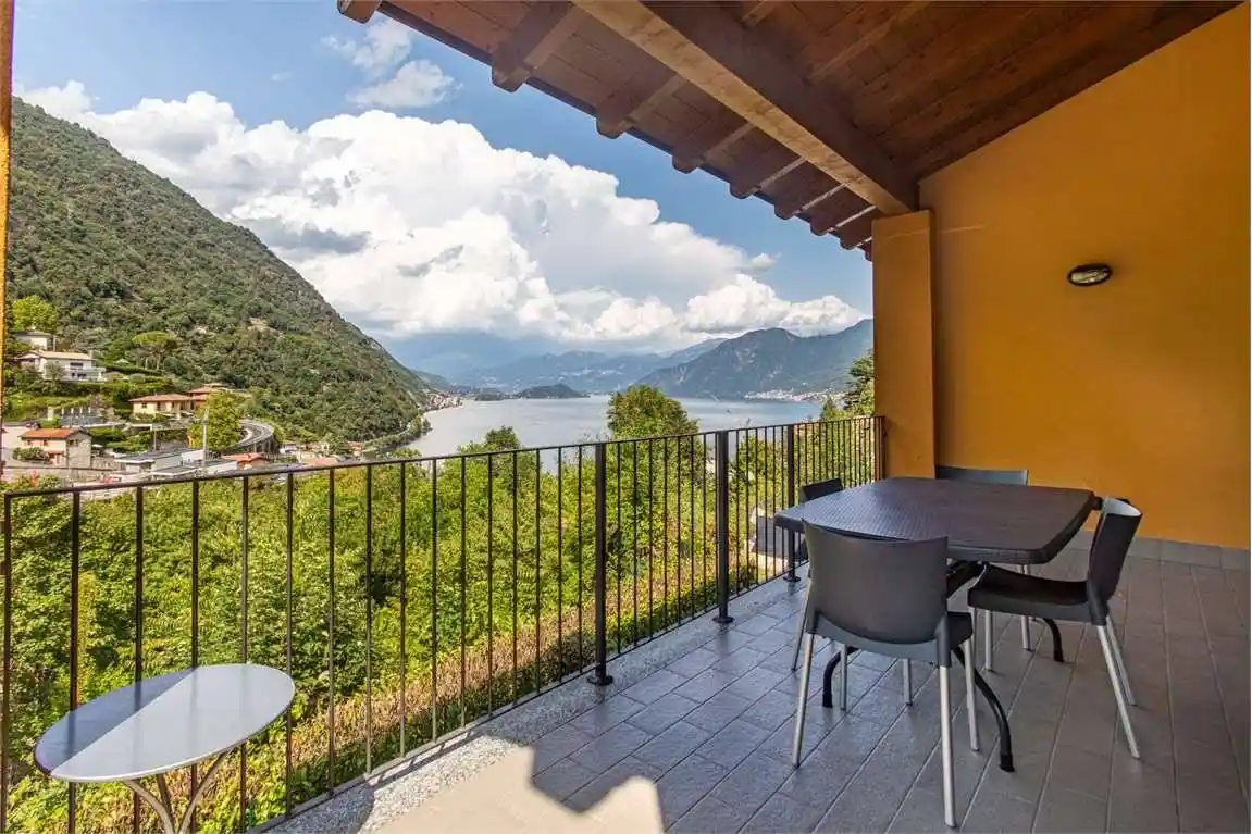 Appartamento in vendita a Argegno