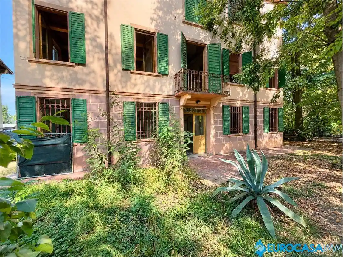 Casa indipendente in vendita a Carpi