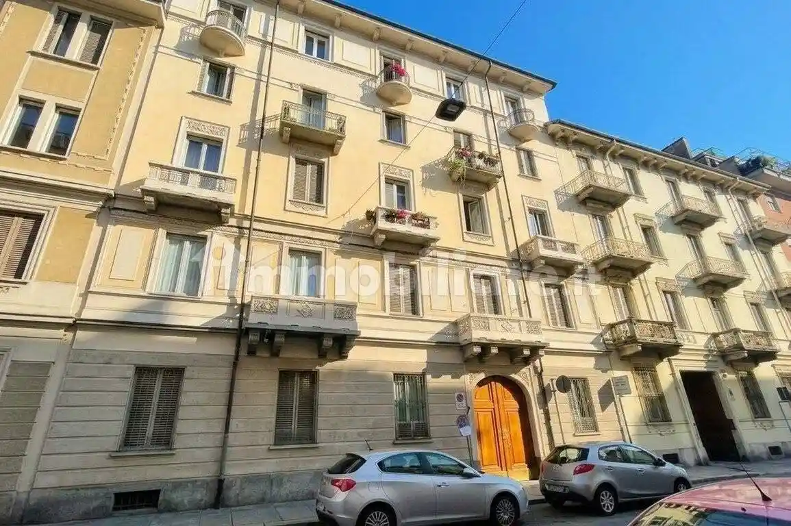 Appartamento in vendita a Torino