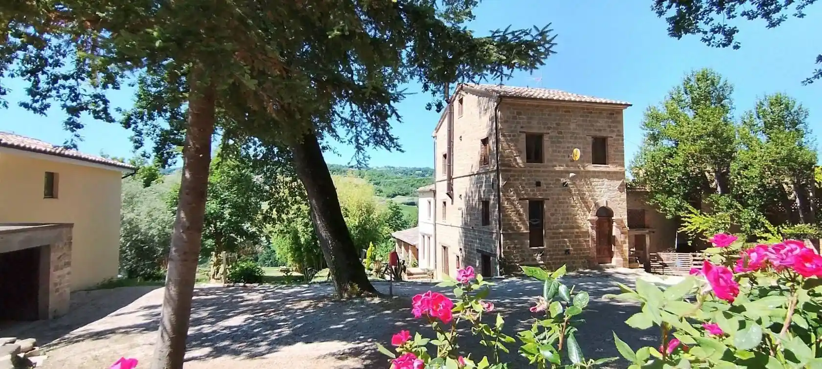 Rustico - Casale in vendita a Gualdo