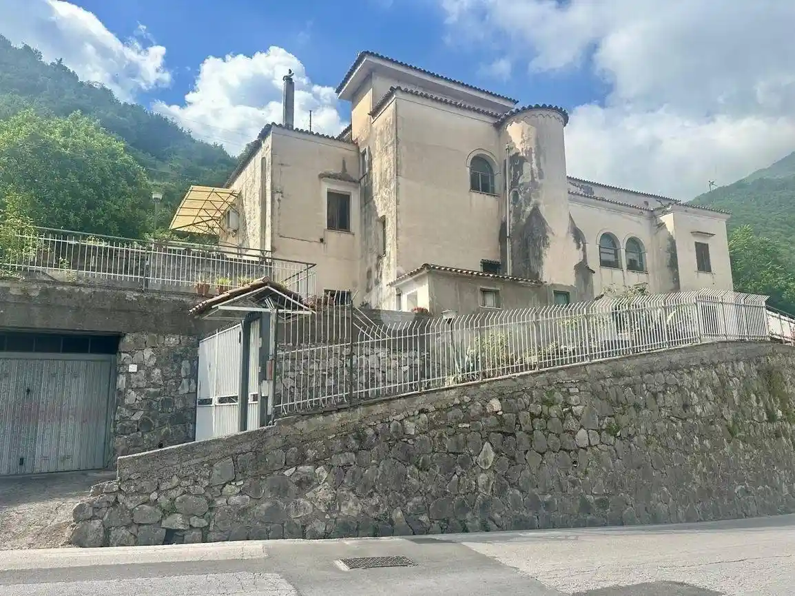 Casa indipendente in vendita a Corbara