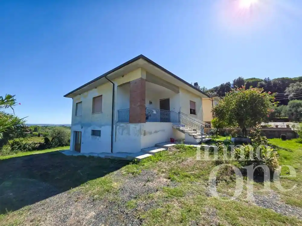 Villa in vendita a Terricciola