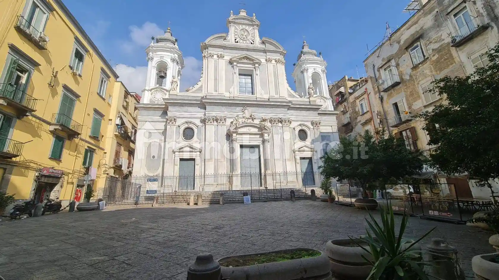 Appartamento in vendita a Napoli