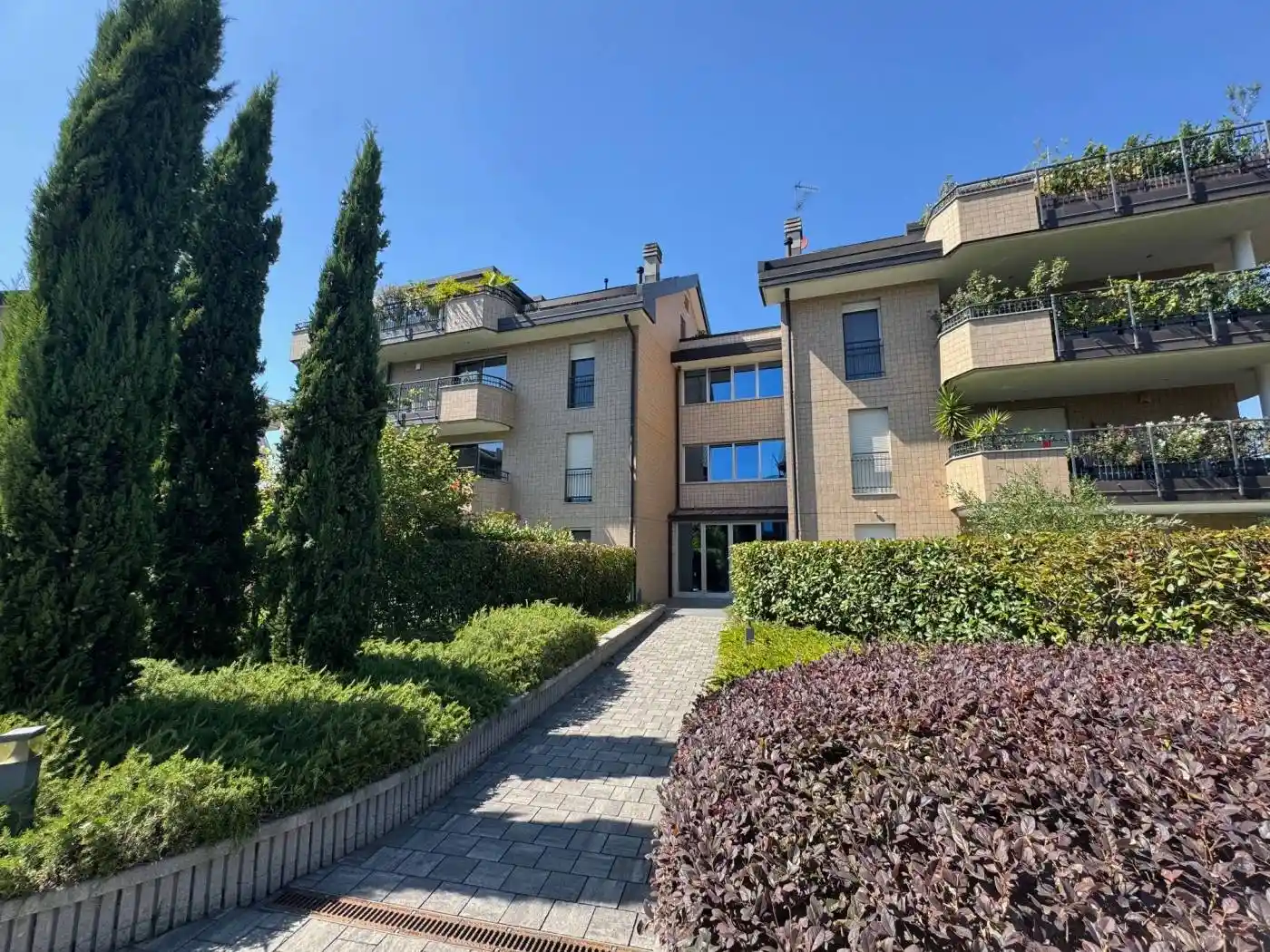 Appartamento in vendita a Arese