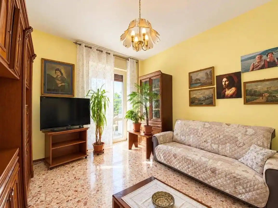 Appartamento in vendita a Novara