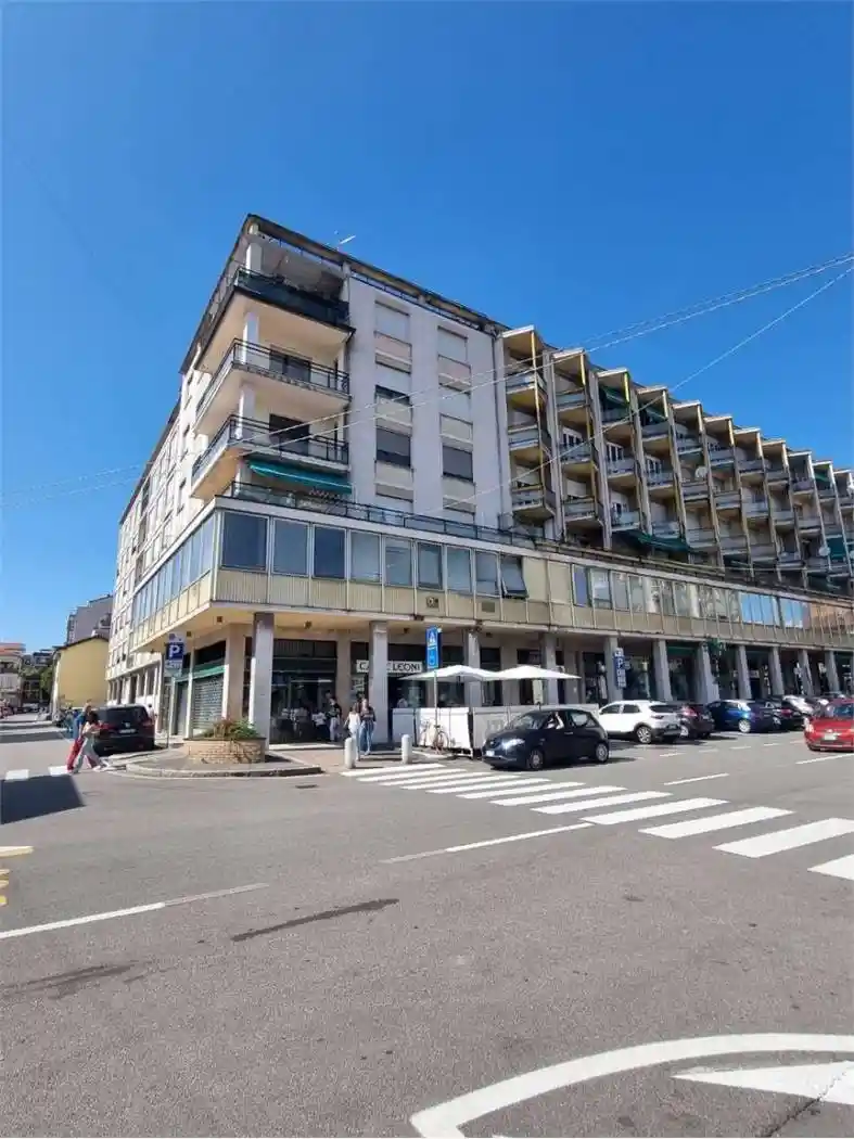 Appartamento in vendita a Varese