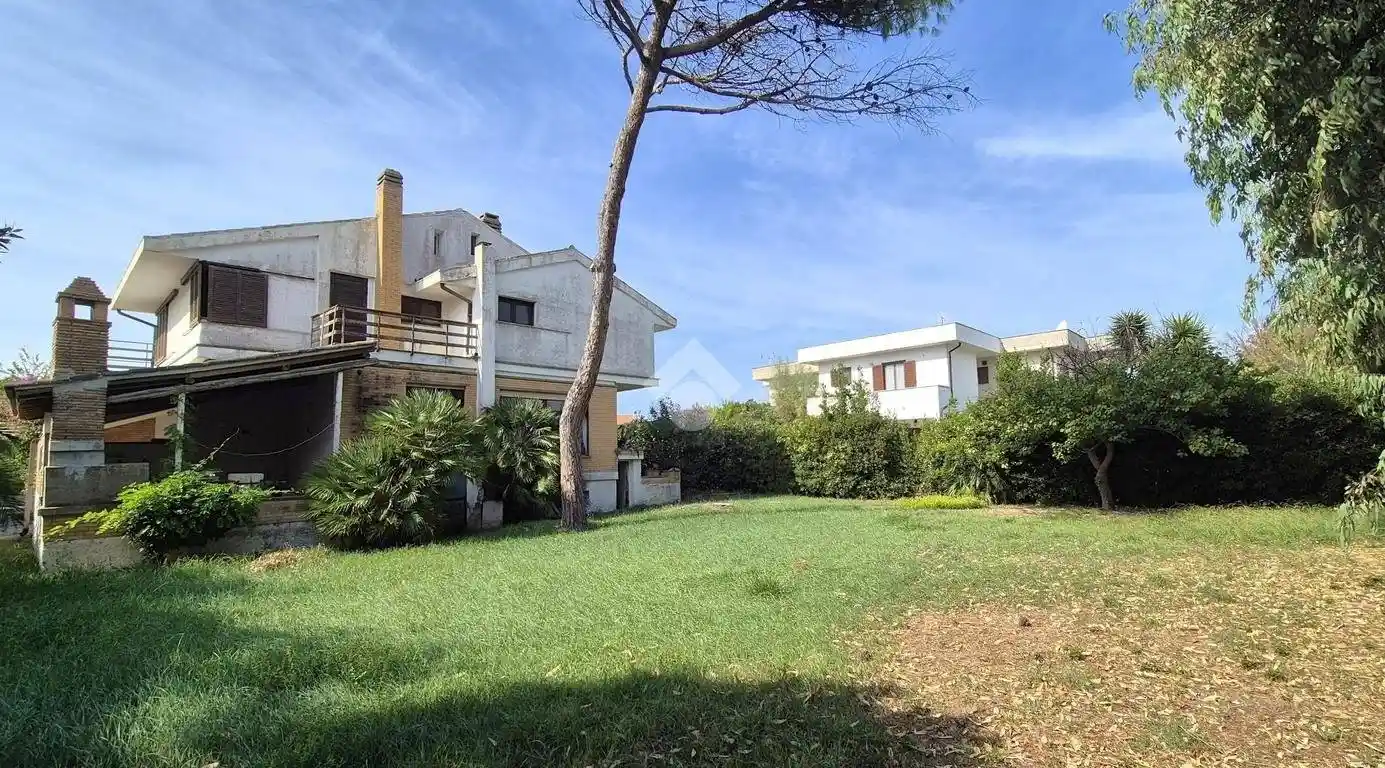 Villa in vendita a Tarquinia