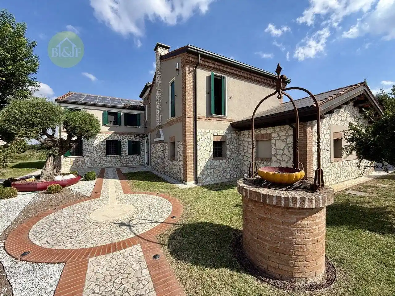 Villa in vendita a Casale di Scodosia