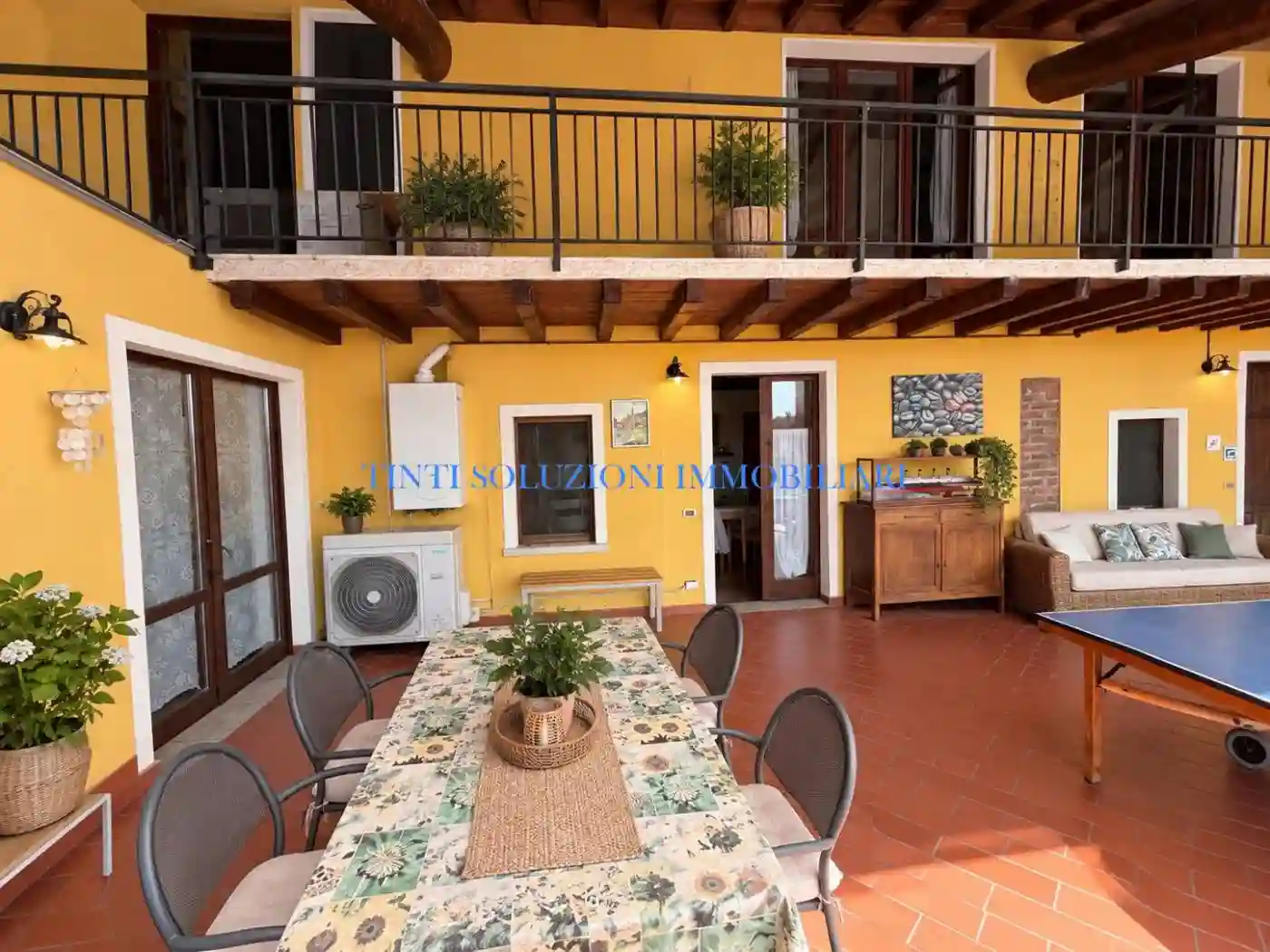 Villa - foto 2