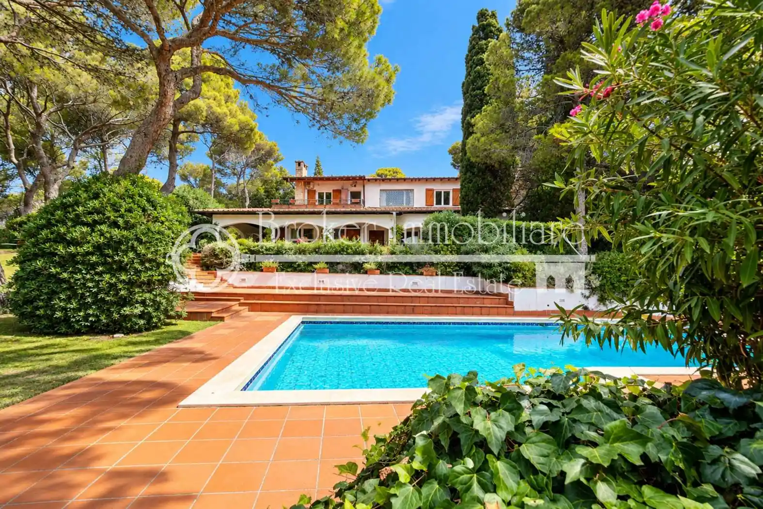 Villa in vendita a Rosignano Marittimo