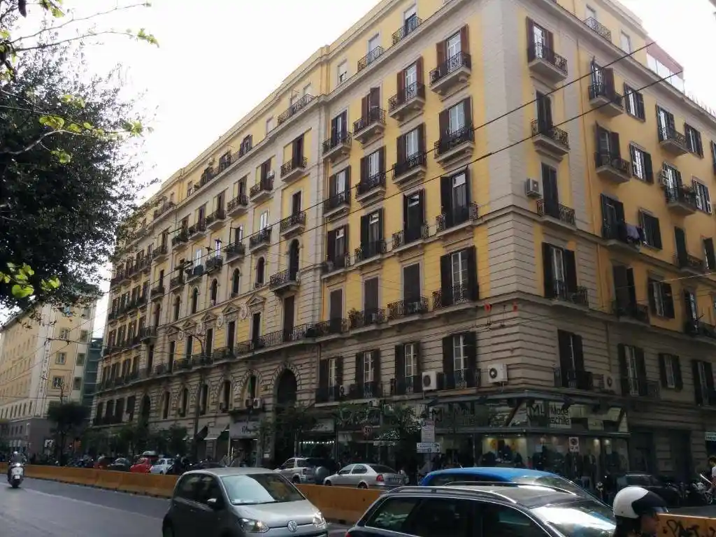Appartamento in affitto a Napoli