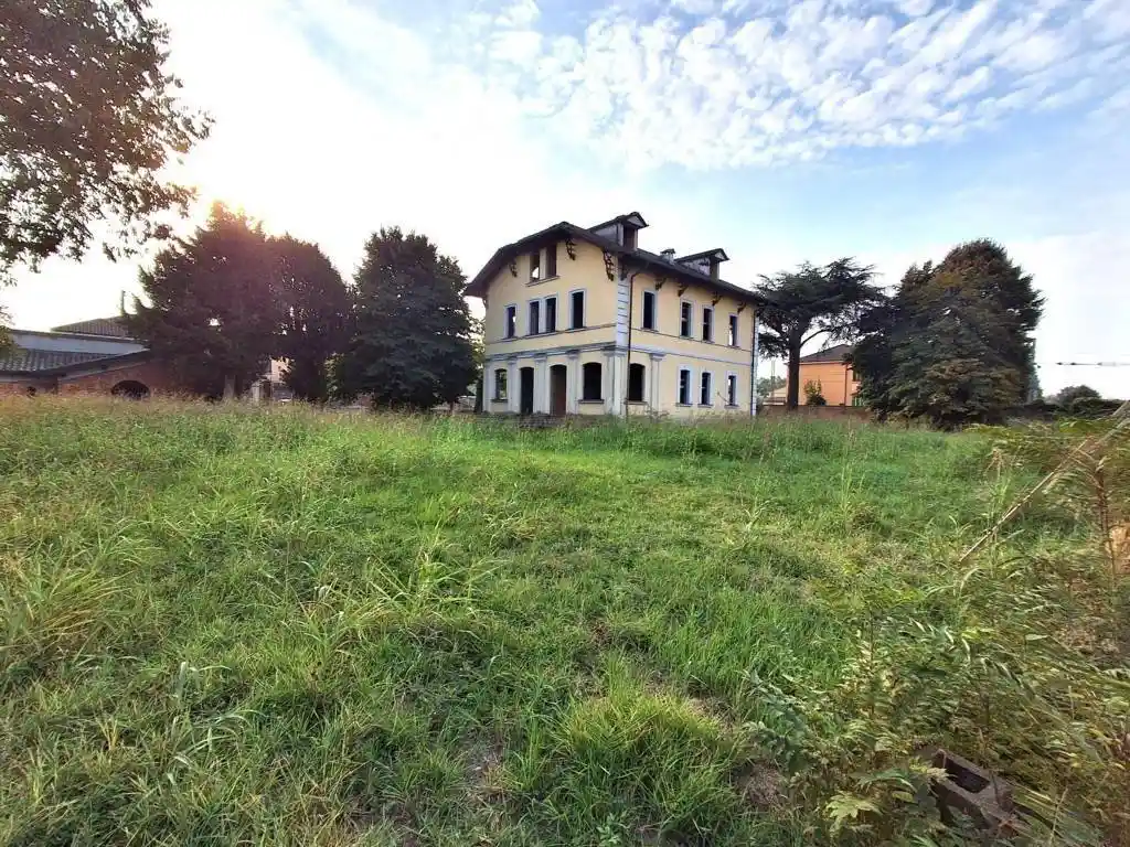 Casa indipendente in vendita a Bressana Bottarone