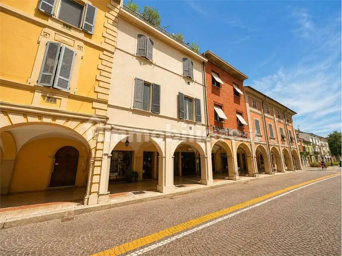 Appartamento in vendita a Soragna