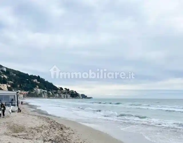 Appartamento in vendita a Alassio