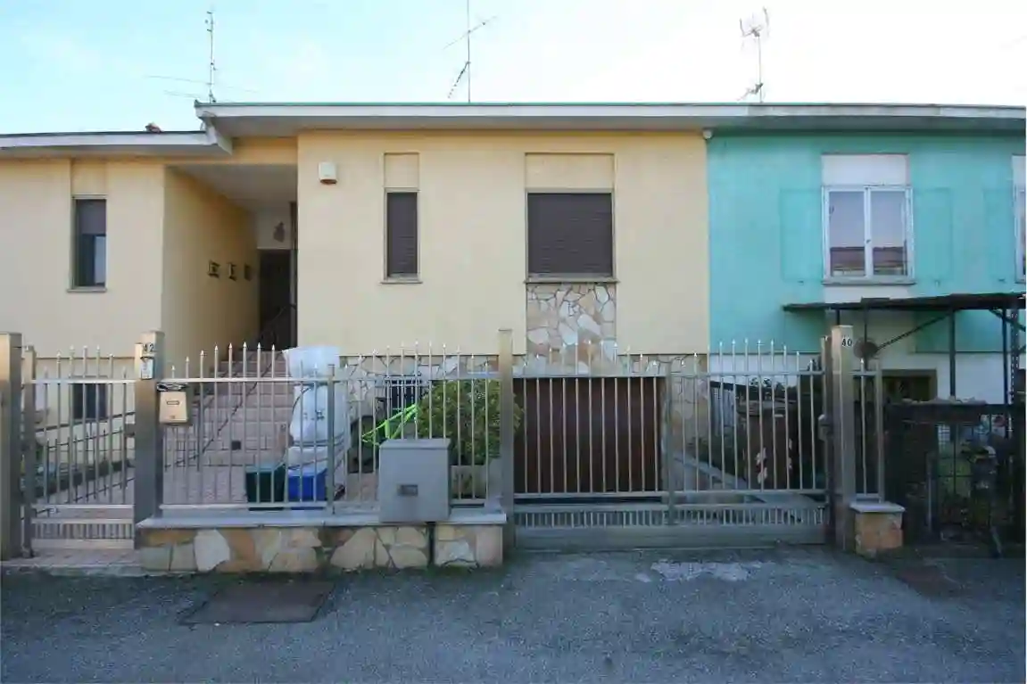 Villetta a schiera - foto 2