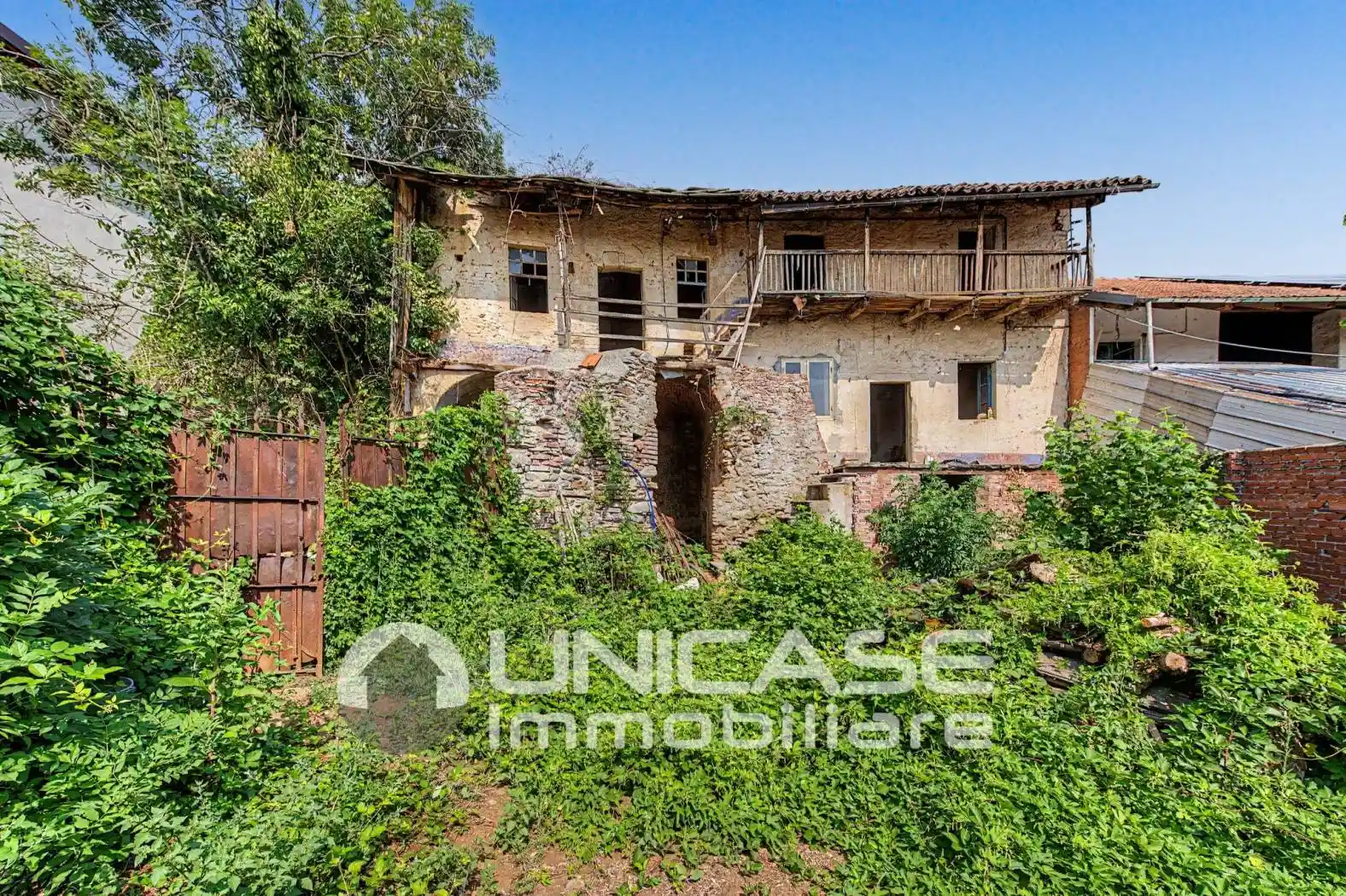 Rustico - Casale in vendita a Bricherasio