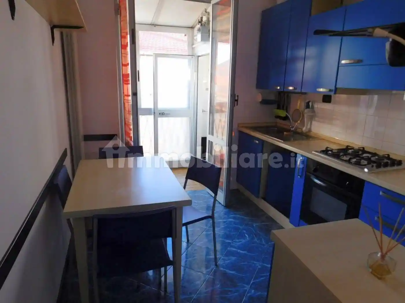 Appartamento in affitto a Savona