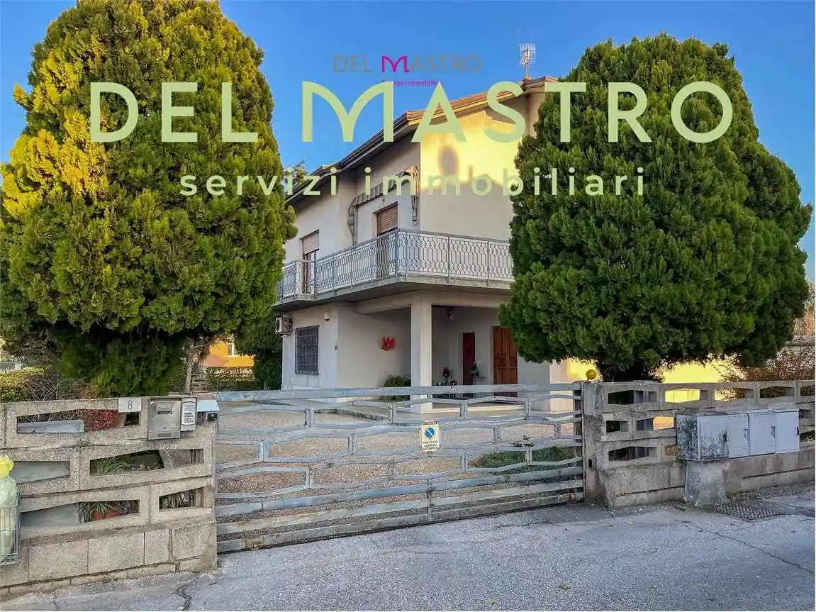 Appartamento in vendita a Chiaravalle